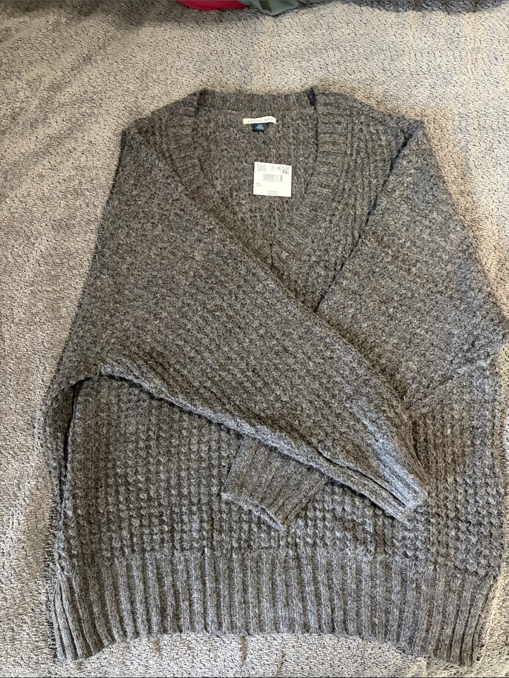 AE Gray V-Neck Textured Sweater